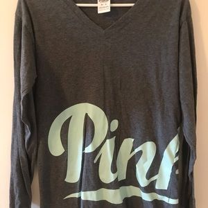 Vneck long sleeve
